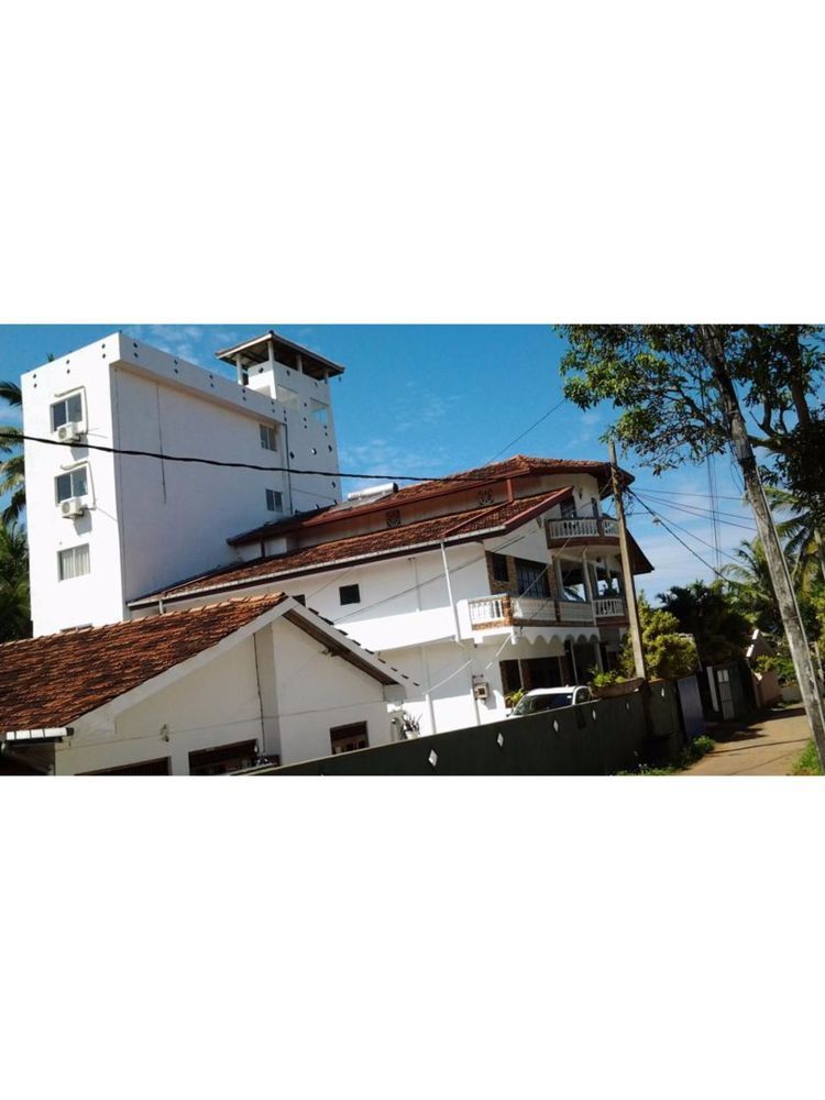Hotel Happy Tuna Hikkaduwa Exterior foto